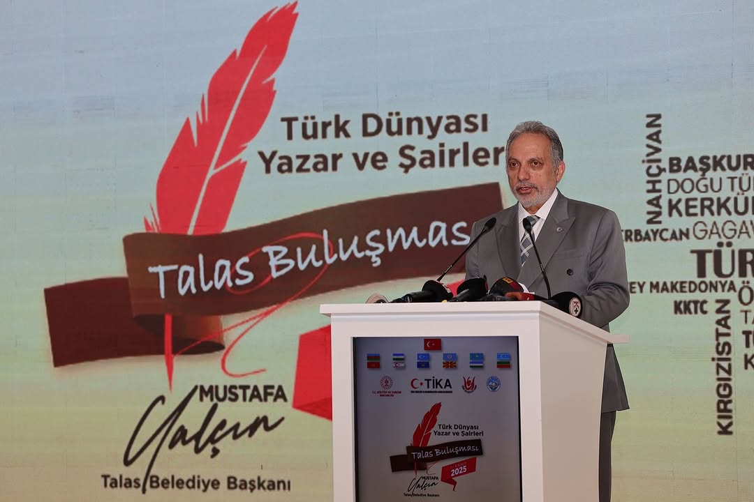 Talas'ta Türk Dünyası Yazar ve Şairleri Buluşması Başladı