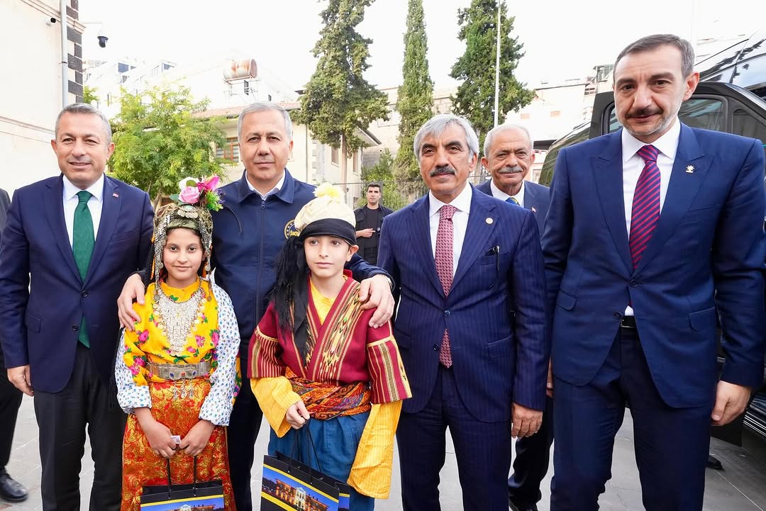 İçişleri Bakanı Ali Yerlikaya, Kilis'te Vali Tahir Şahin'i Ziyaret Etti