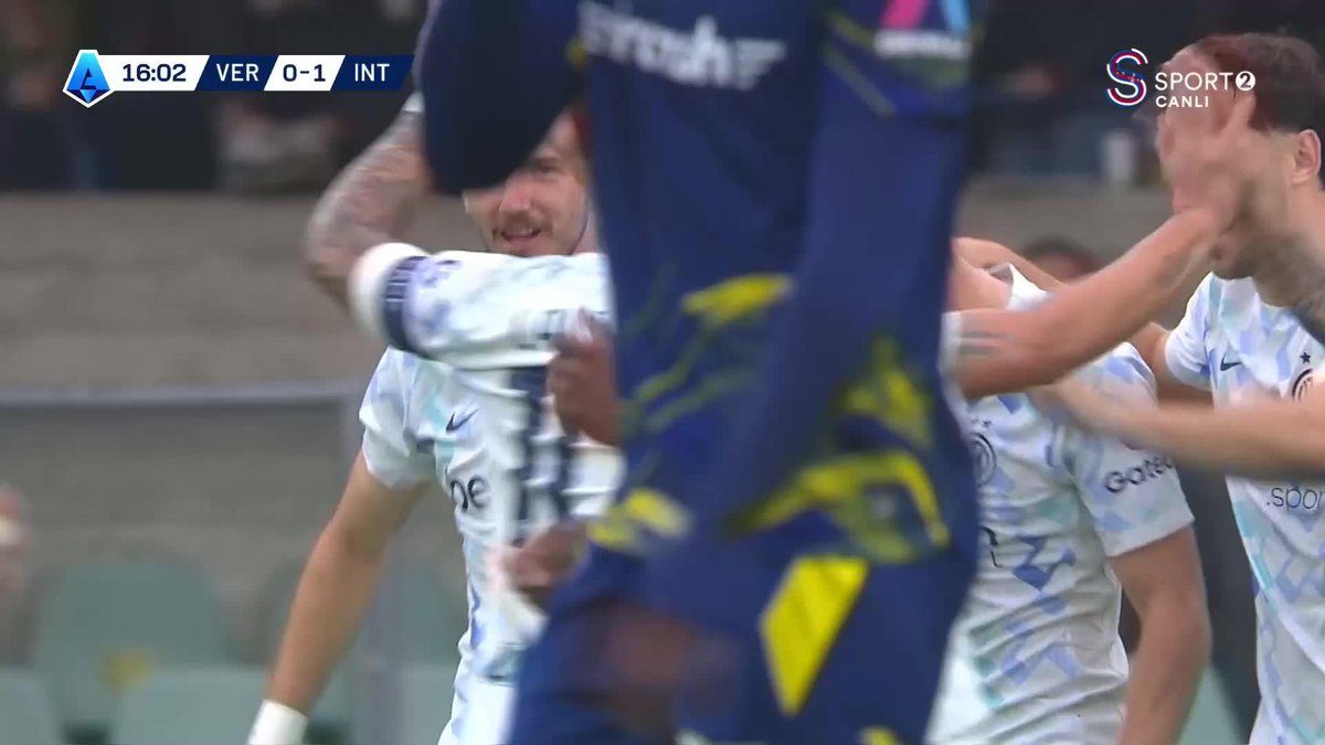 Hakan Çalhanoğlu'nun Asistiyle Gol Sevinci! Zielinski Farkı Yarattı