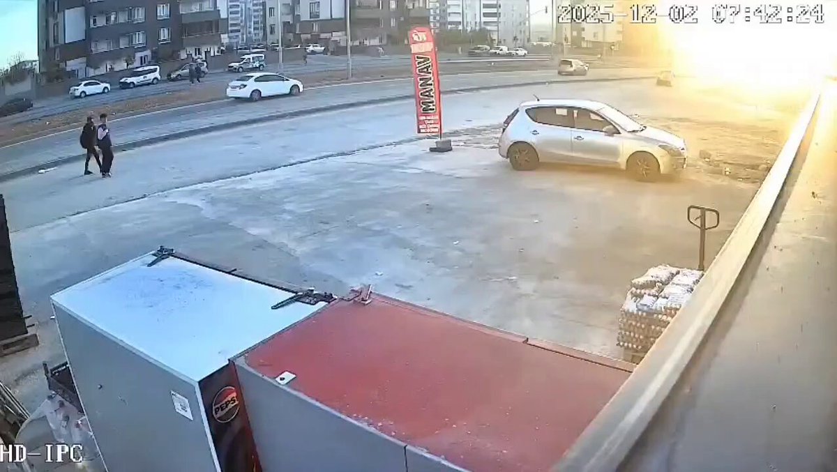 Gaziantep'te Okula Giden Çocuğa Kasıtlı Araç Çarpma İddiası