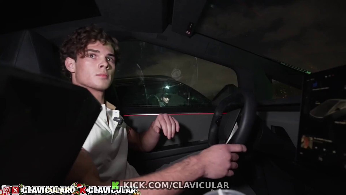 ABD'de Canlı Yayın Sırasında Yaşanan Olay: Yayıncı, Rahatsız Eden Kişiyi Arabasıyla Ezdi