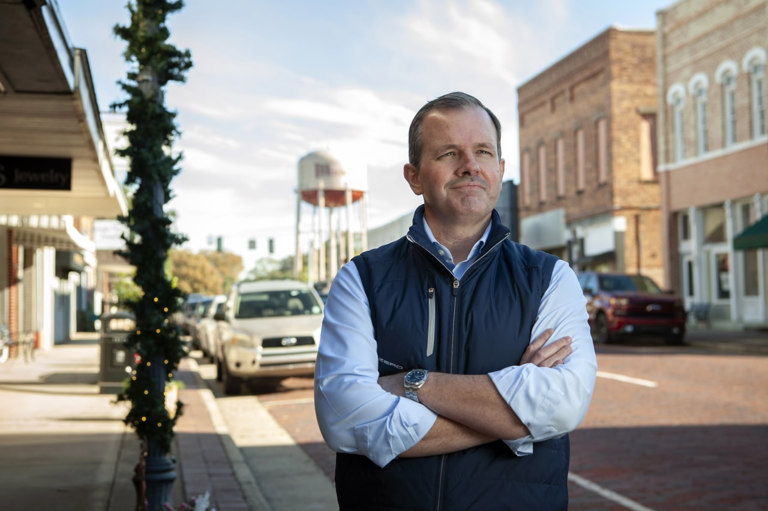 Fibrebond CEO'su Graham Walker, Şirketi Sattıktan Sonra 240 Milyon Doları 540 Çalışanına Dağıttı