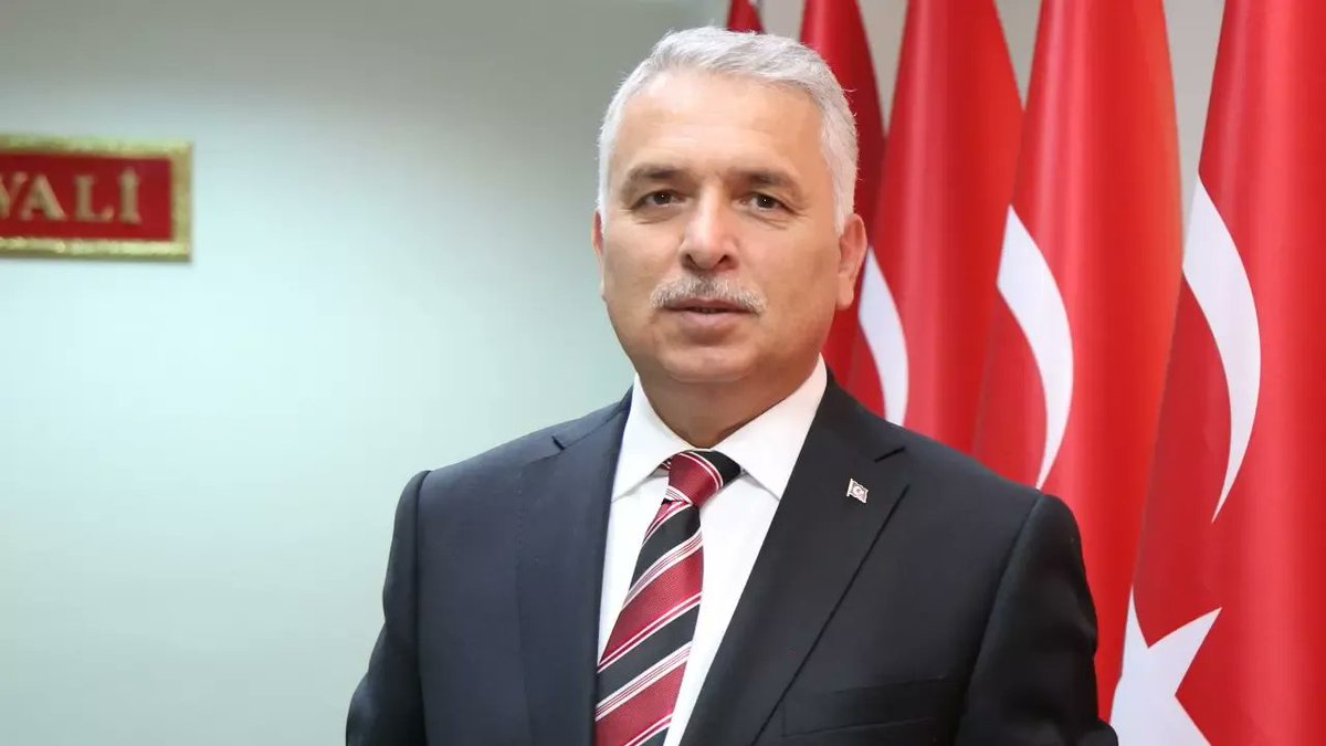 Trabzon Valisi Aziz Yıldırım Görevinden Alındı
