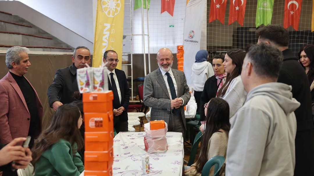 Kocasinan Belediyesi'nden Öğrencilere Sürpriz 