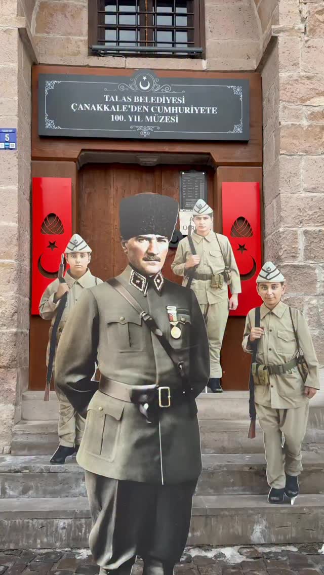 Talas'ta Tarihe Yolculuk: Çanakkale'den Cumhuriyet'e 100. Yıl Müzesi 2. Yılını Doldurdu