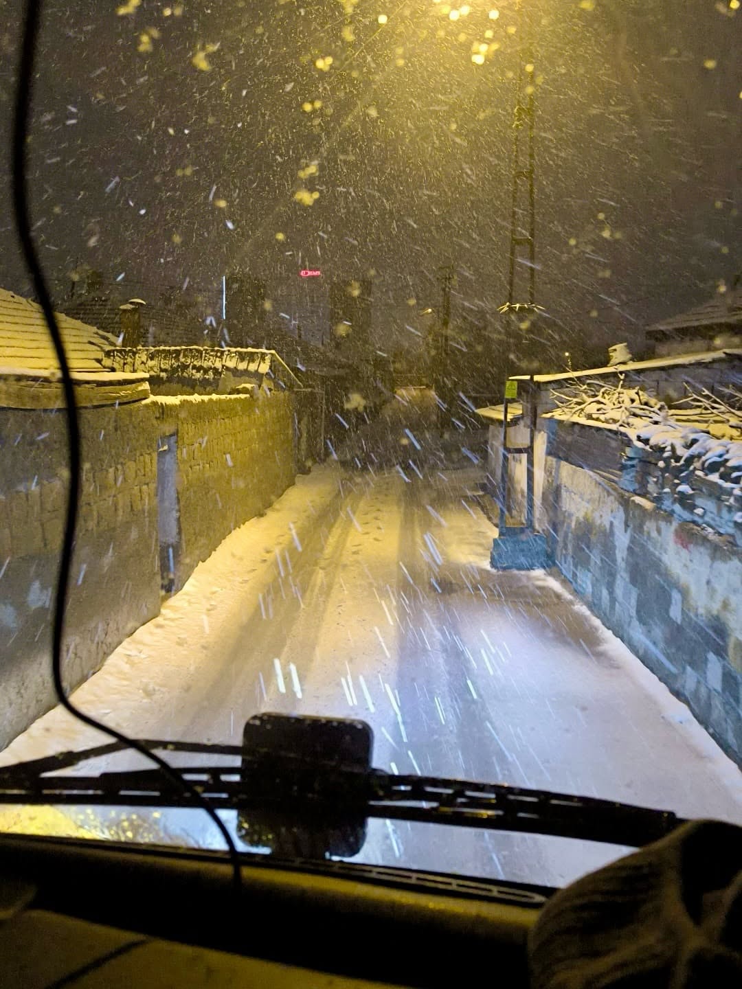 Kayseri'de Yoğun Kar Yağışına Karşı Kocasinan Belediyesi Seferber Oldu