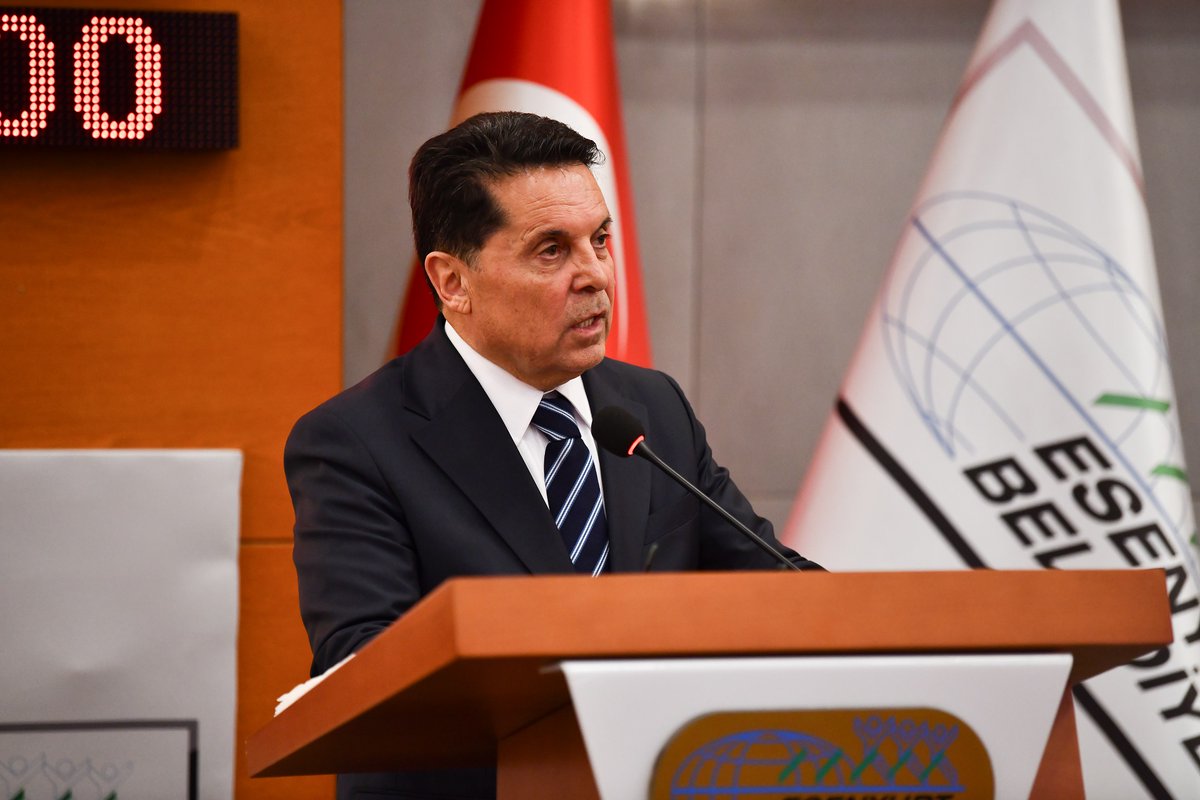 Esenyurt Eski Belediye Başkanı Ahmet Özer'e Terör Örgütü Üyeliğinden Hapis Cezası