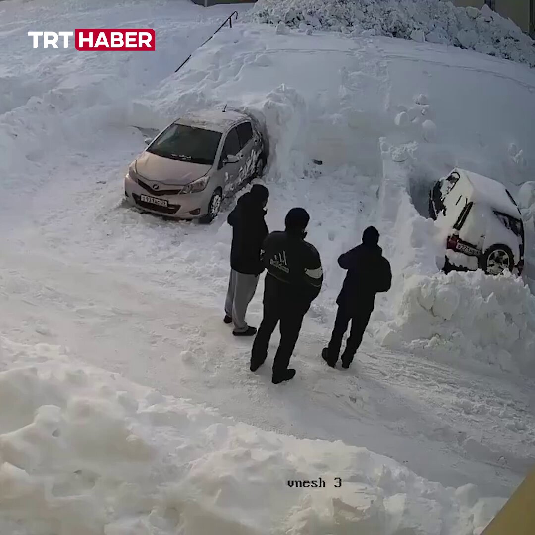 Kamçatka'da Etkileyici Doğa Olayı: Yoğun Kar Yağışı Görüntülendi