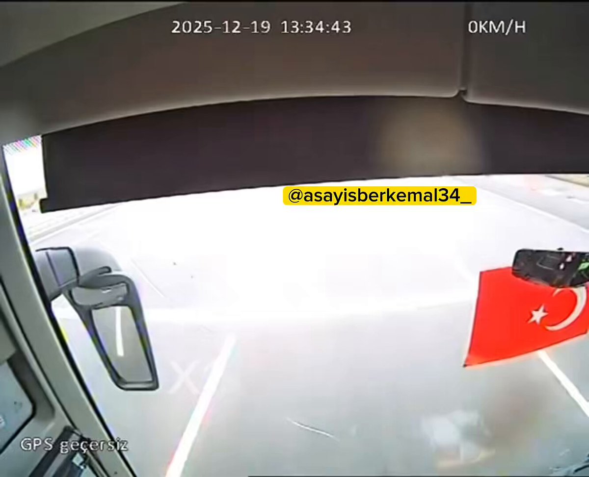 Korkunç Trafik Kazasının Kamera Görüntüleri Ortaya Çıktı