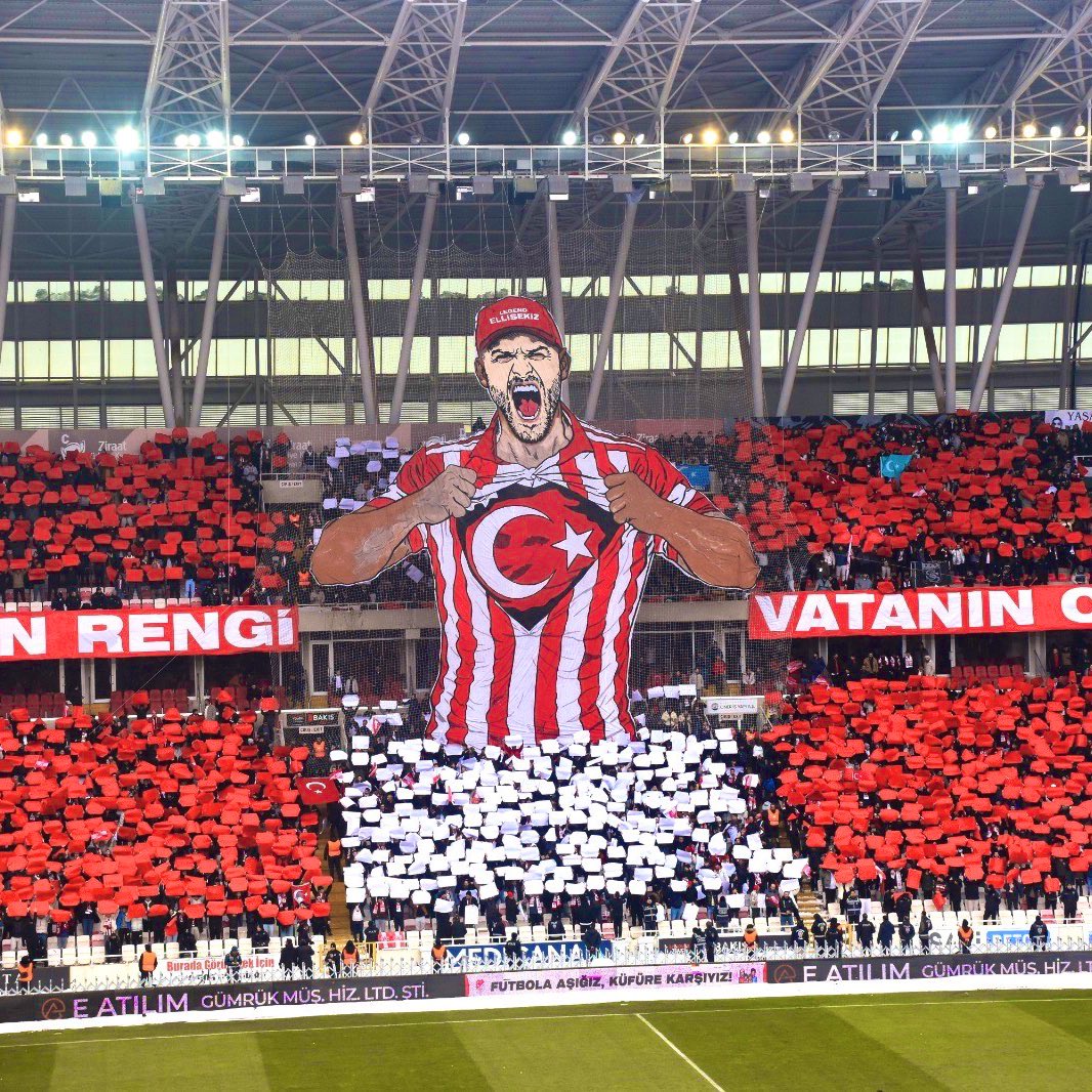 Sivasspor Taraftarlarından Anlamlı Mesaj: 