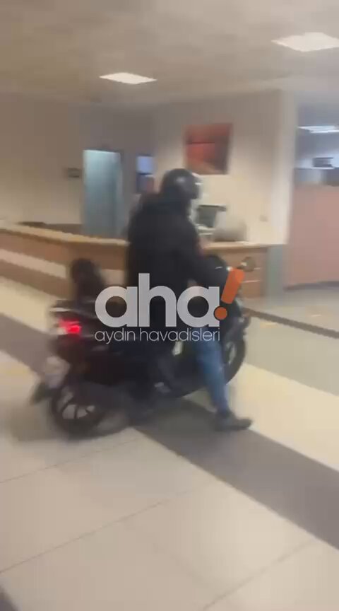 Motosikletle Hastaneye Giren Şahıs: 