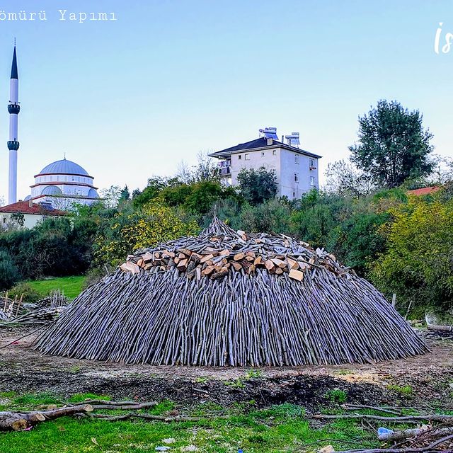 Buğday Anızları Üzerinde Mangal Kömürü İle Güneş Doğuşu Etkinliği