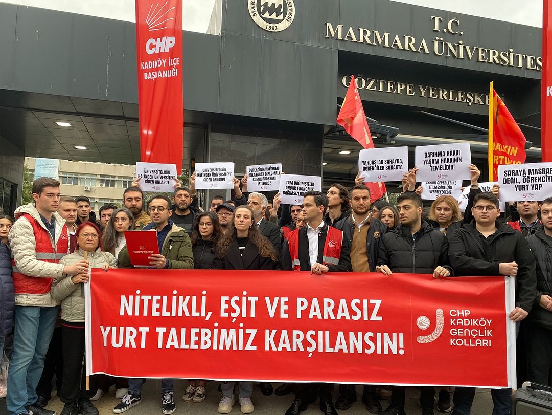 İstanbul'da Barınma Sorunu ve Hükümetin Tutumu Tartışılıyor