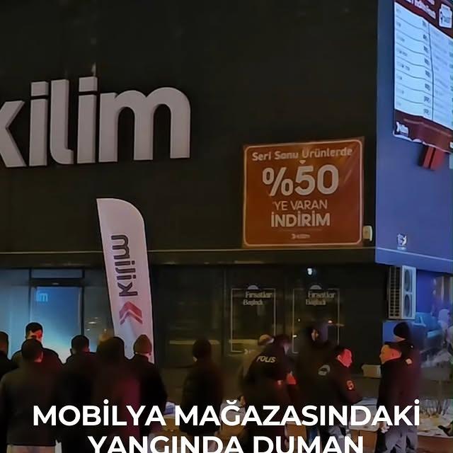 Kayseri'de Mobilya Mağazasında Yangın: 5 Öğrenci Zehirlendi