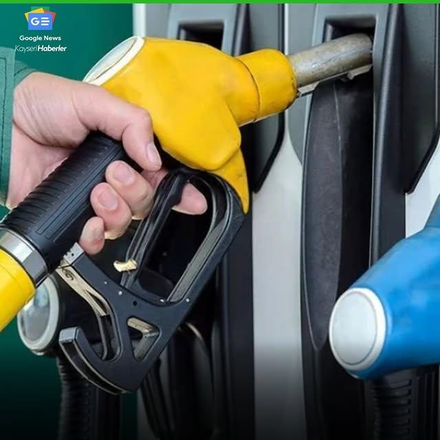 Benzine Yeni Zam: Litre Fiyatı Yükseldi