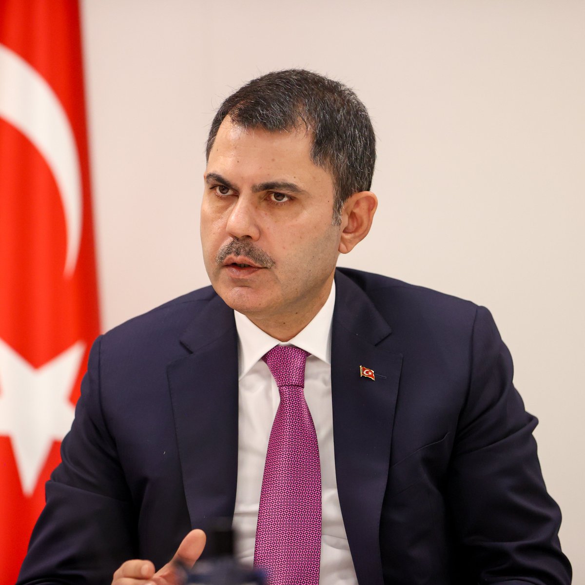 Telefon Hattında Yoğunluk: 16 Milyon Kişi Aynı Anda Konuşunca Sistem Zorlanıyor