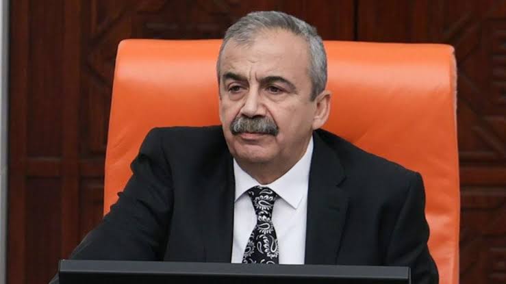 Sırrı Süreyya Önder'in Sağlık Durumu Kötüleşti