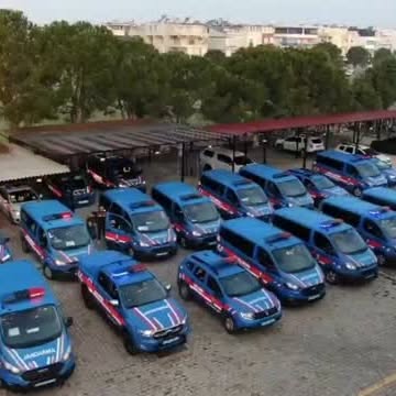 Aydın'da Organize Dolandırıcılık Operasyonu: 41 Şüpheli Yakalandı, 1 Milyar TL'lik Para Akışı Ortaya Çıktı