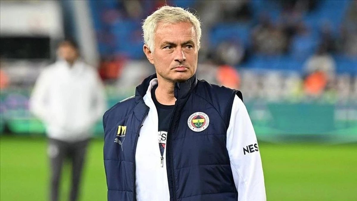 Jose Mourinho: Lig Başlamadan Şampiyonluk İçin Bahisler Alınmış