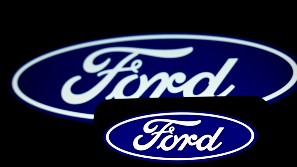Ford, Tarif Belirsizliği Nedeniyle 2025 Mali Yılı Tahminlerini Askıya Aldı