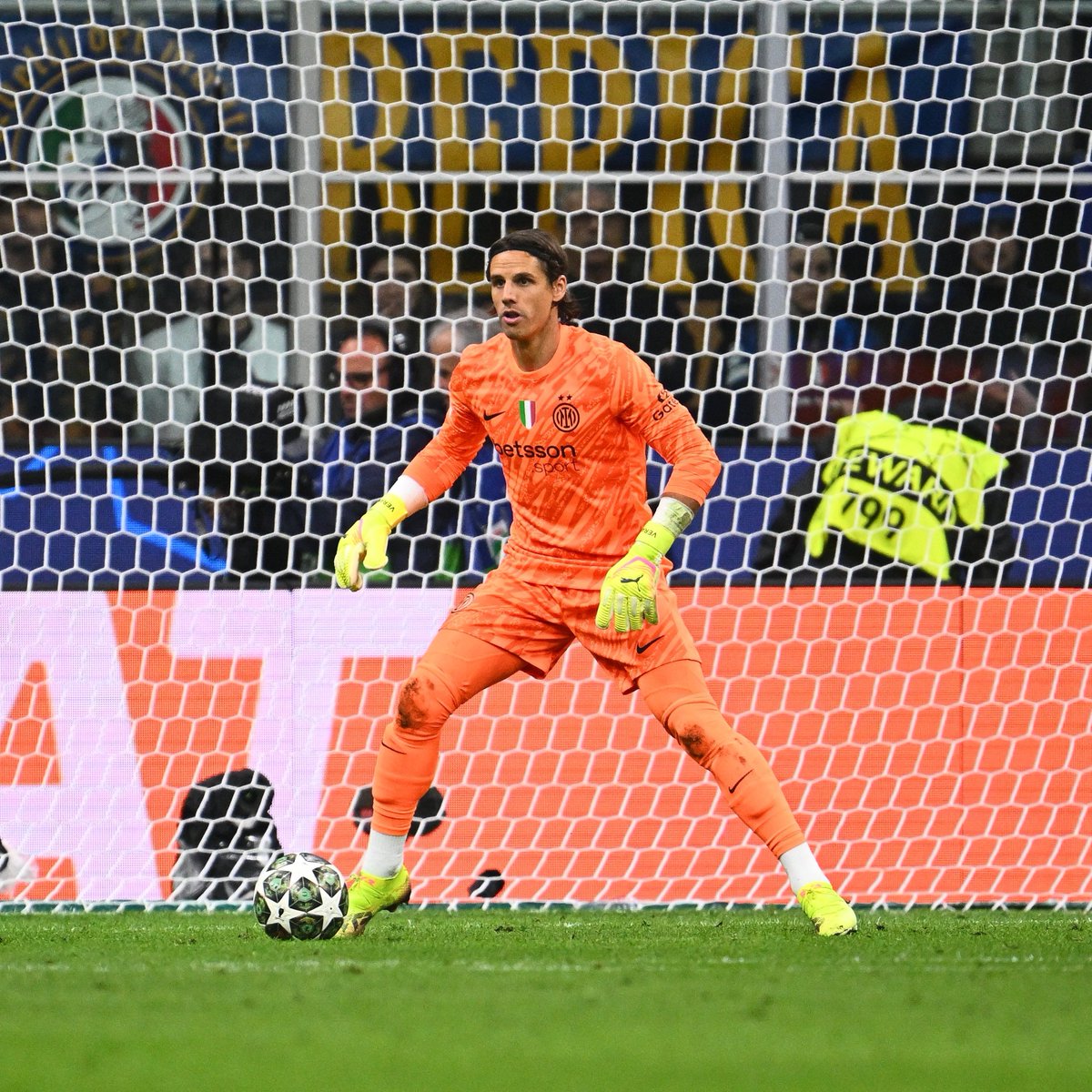 Yann Sommer, Barcelona Karşısında Yarı Finalde Olağanüstü Performans Gösterdi