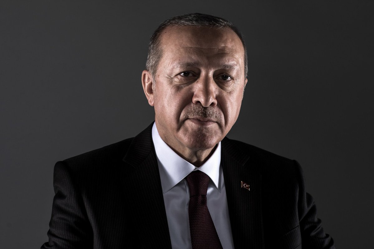 İstanbul'da Barış Görüşmesi Bekleniyor: Erdoğan, Trump, Zelenskiy ve Putin'in Buluşması Dikkat Çekiyor
