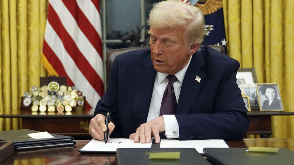 ABD'de Tarihi Vergi İndirimi: Trump, 
