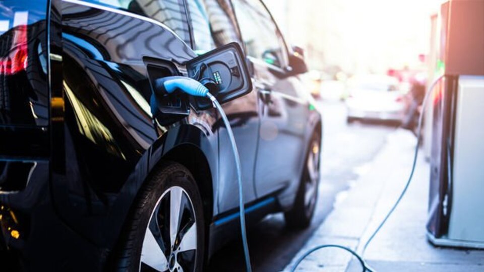 Küresel Elektrikli Araç Satışları Nisan Ayında Yüzde 29 Artış Gösterdi