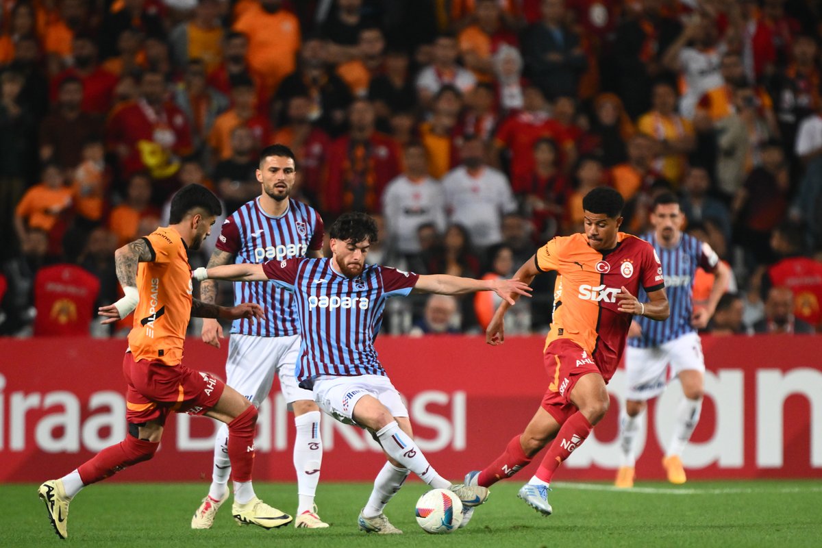 Trabzonspor, Galatasaray'ı Tek Golle Mısladı