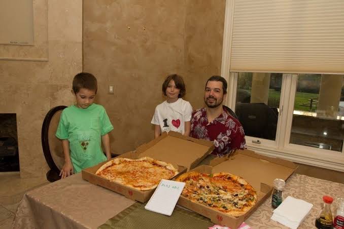 15 Yıl Önce Alınan Pizzalar, Tarihi Bir Değer Taşıyor: Bitcoin'in Yükselişi