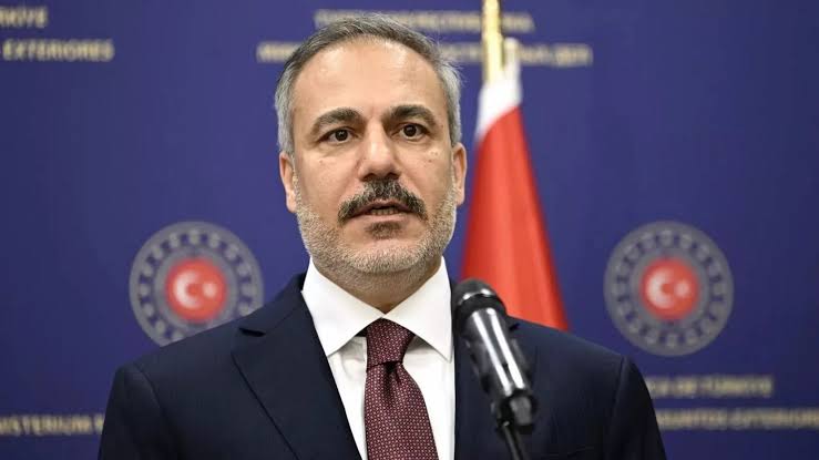 İstanbul'da Kritik Barış Görüşmeleri İçin Umut Işıkları