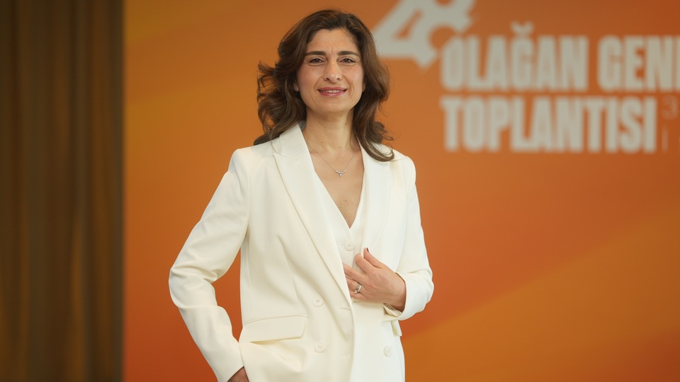 PERYÖN'de Yeni Başkan: Eylem Derya Özgür Göreve Geldi