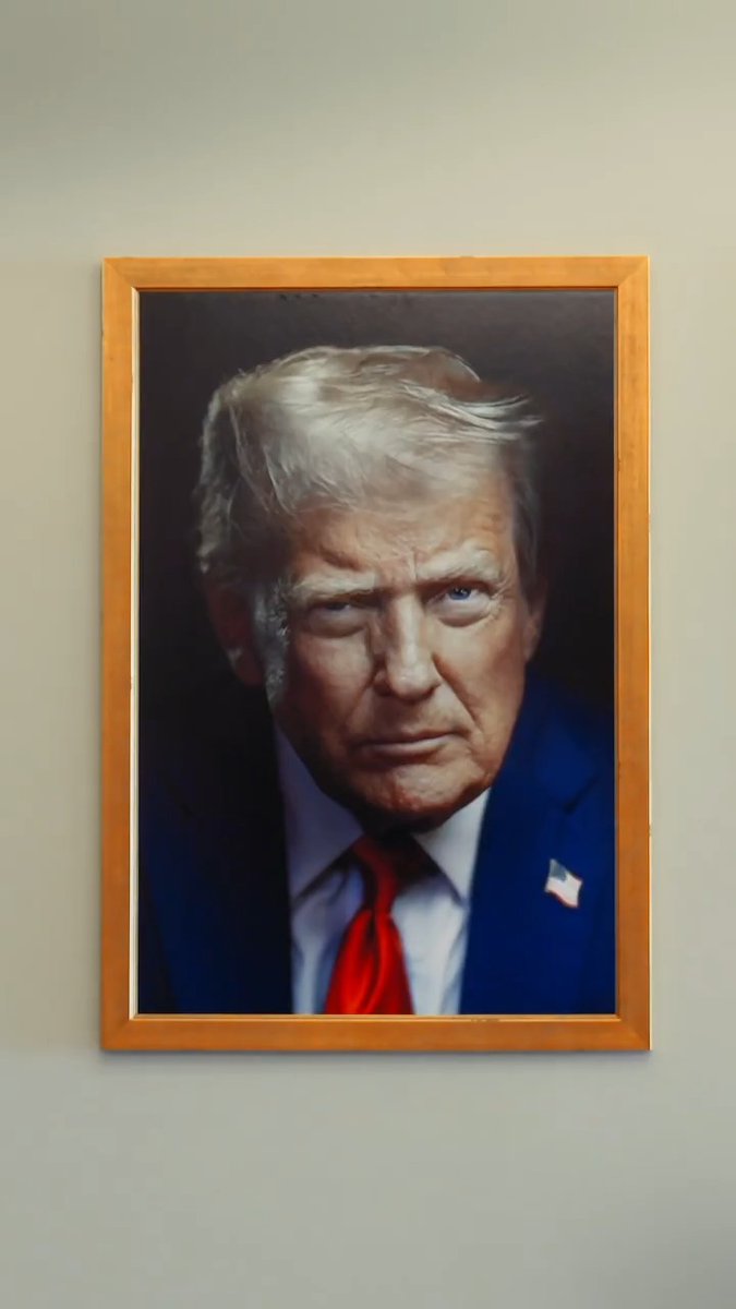Beyaz Saray, Donald Trump'ın Yeni Portresini Yayınladı