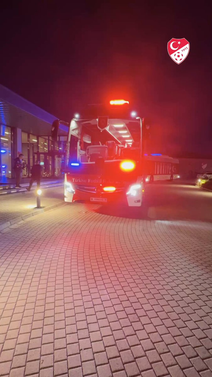 A Milli Takım ABD ve Meksika Hazırlık Maçları İçin Yola Çıktı