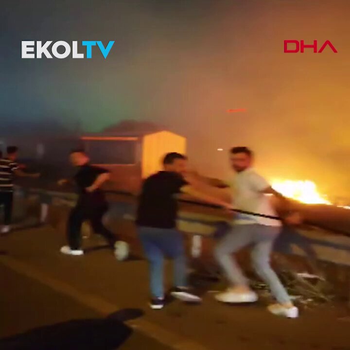 Bursa'da Düğün Havai Fişekleri Yangına Neden Oldu
