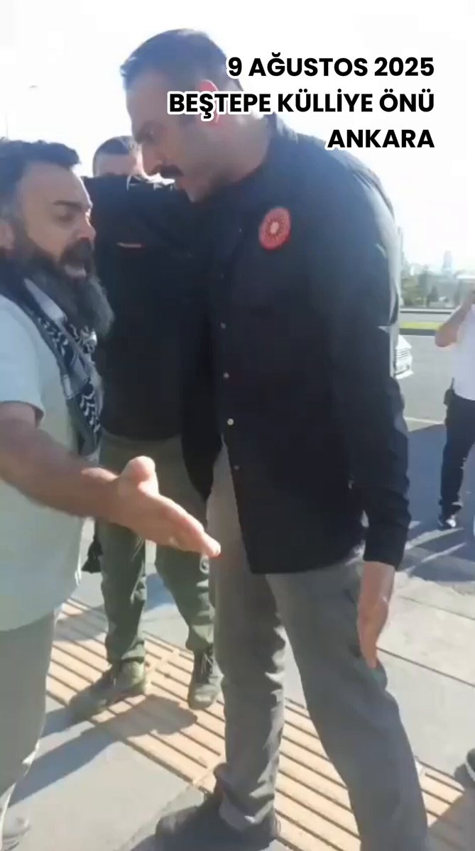 Cumhurbaşkanlığı Külliyesi'nde Protesto Girişimi: 5 Kişi Gözaltına Alındı