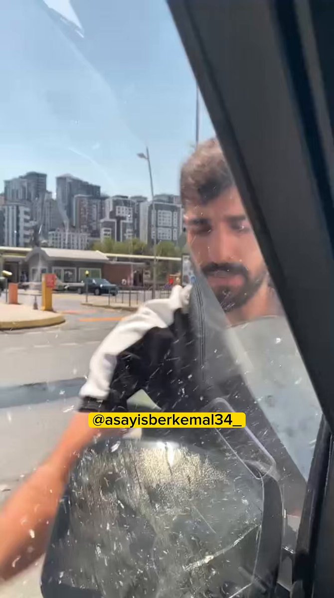 Şahıs, Mala Zarar Verme, Tehdit ve Hakaret Suçlarından Gözaltına Alındı