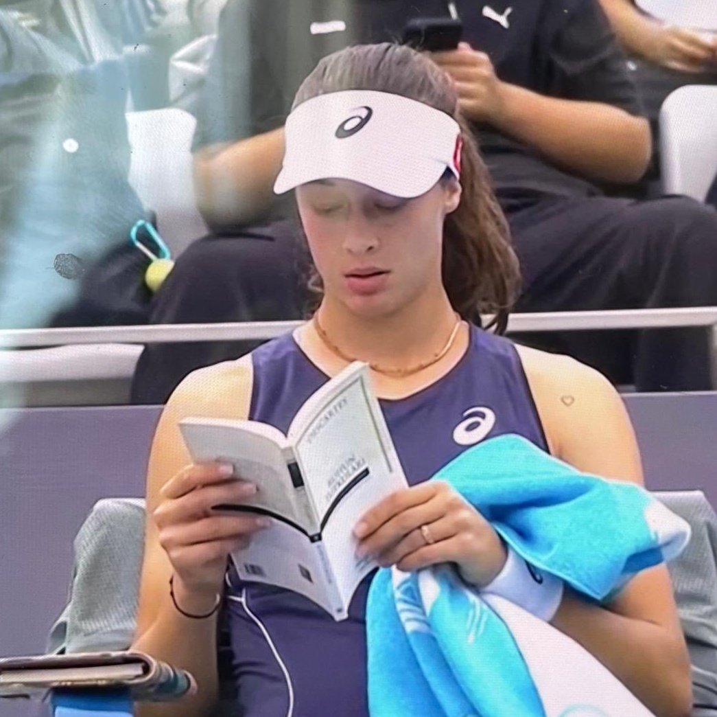 Zeynep Sönmez, Tauson'u Yenerek 20. Galibiyetini Kazandı