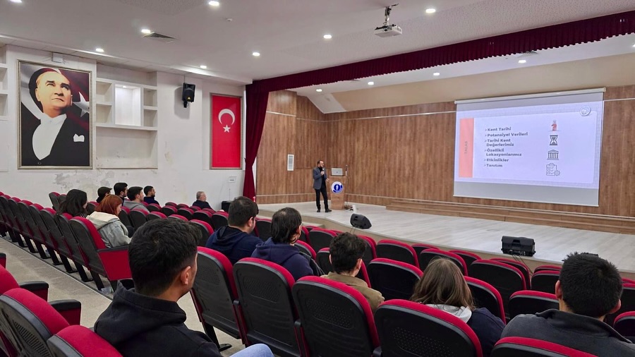 Talas Belediyesi, Üniversiteli Gençlere Yönelik Hizmetlerini Tanıttı