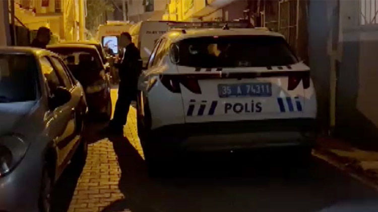 İzmir'de Kanser Hastası Eşini Evde Tabancayla Öldüren 70 Yaşındaki Eşi Gözaltına Alındı