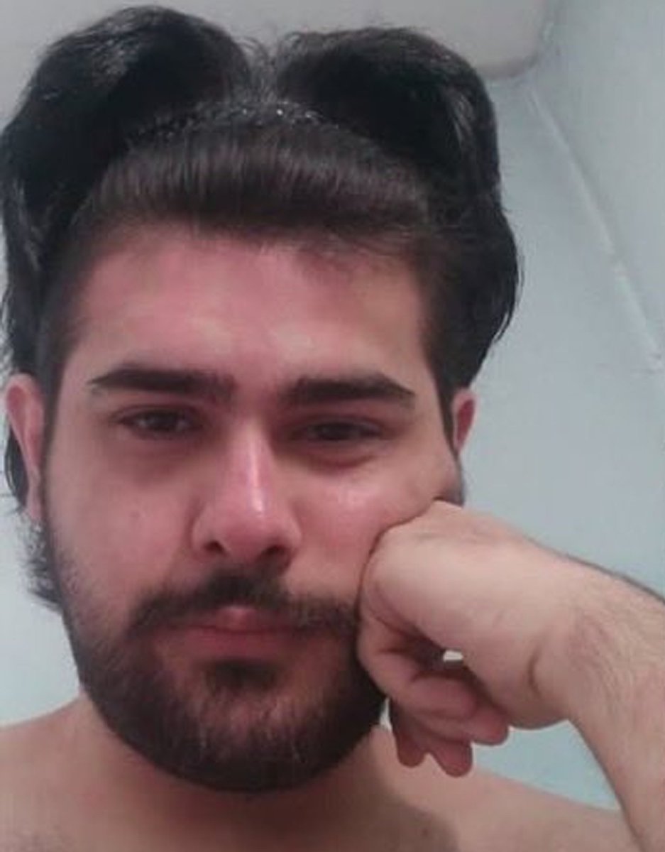 Hatay'da 3 Yıldır Evden Çıkmayan Barış Özbay'ın 3 Yıl Önceki Fotoğrafı Ortaya Çıktı