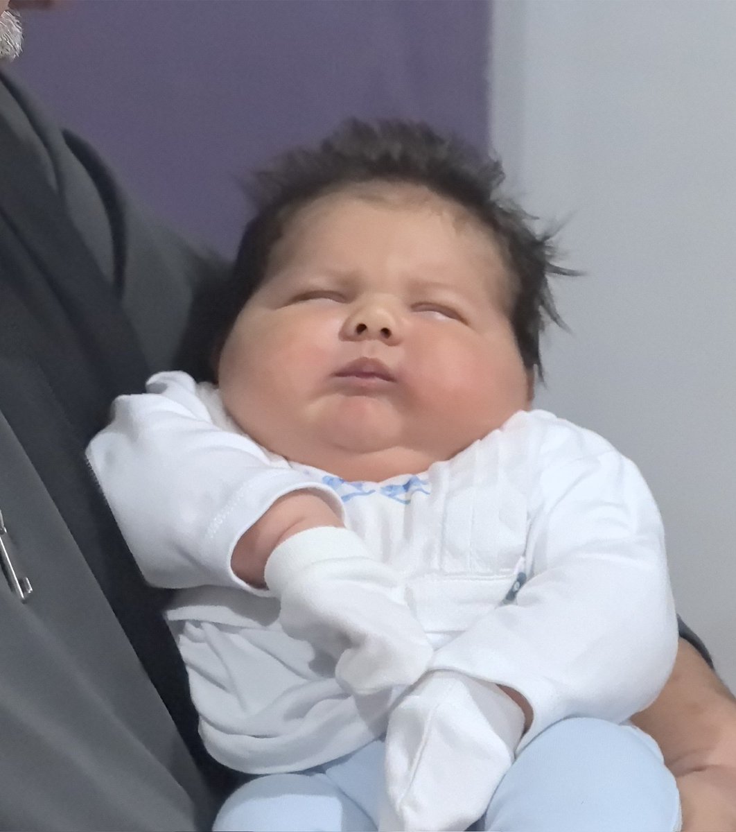 Bursa'da Rekor Kıran Bebek: 6 Kilo 150 Gram ile Dünyaya Geldi