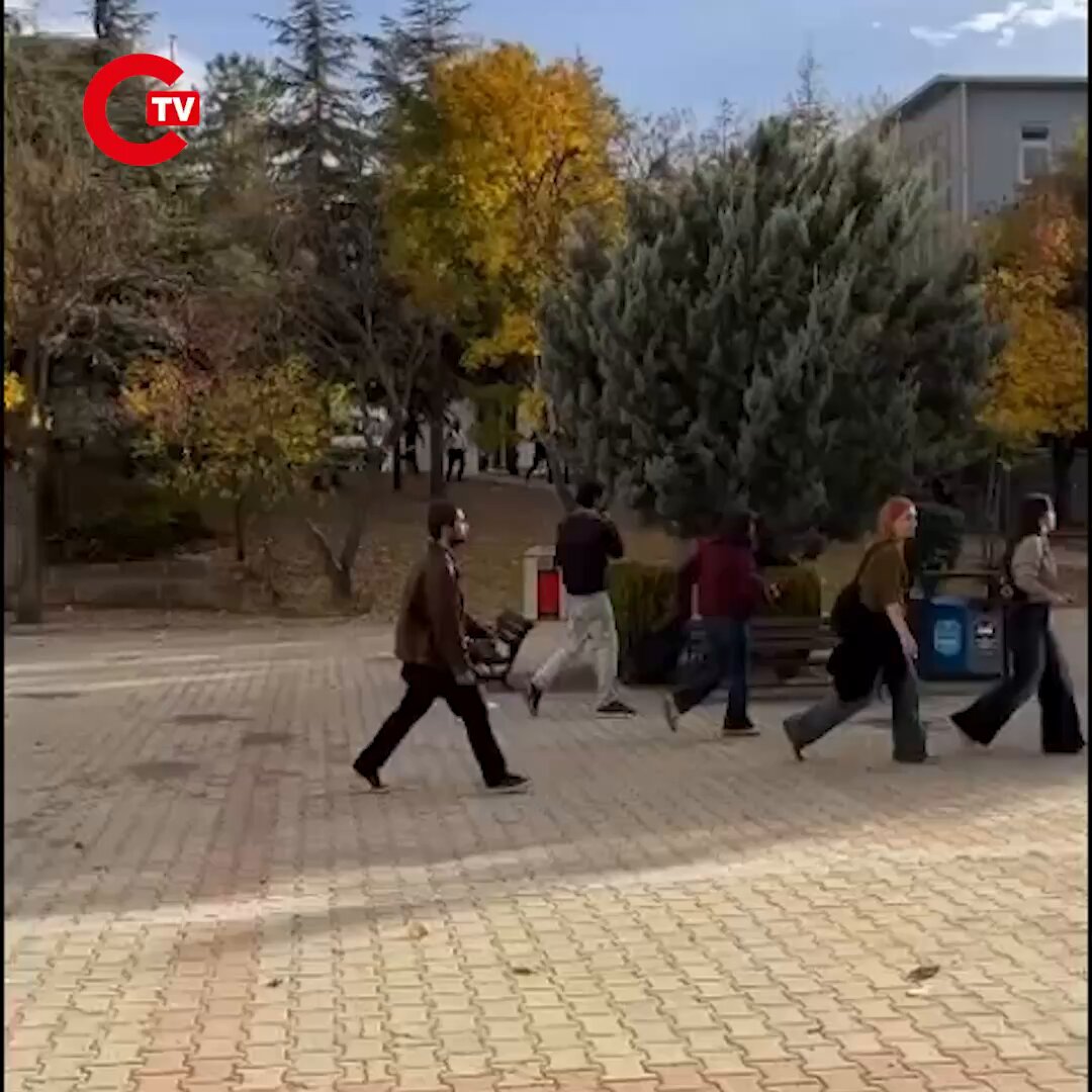 Hacettepe Üniversitesi'nde Pala ile Öğrencilere Saldırı
