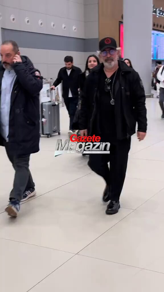Cem Yılmaz Havalimanında Görüntülendi