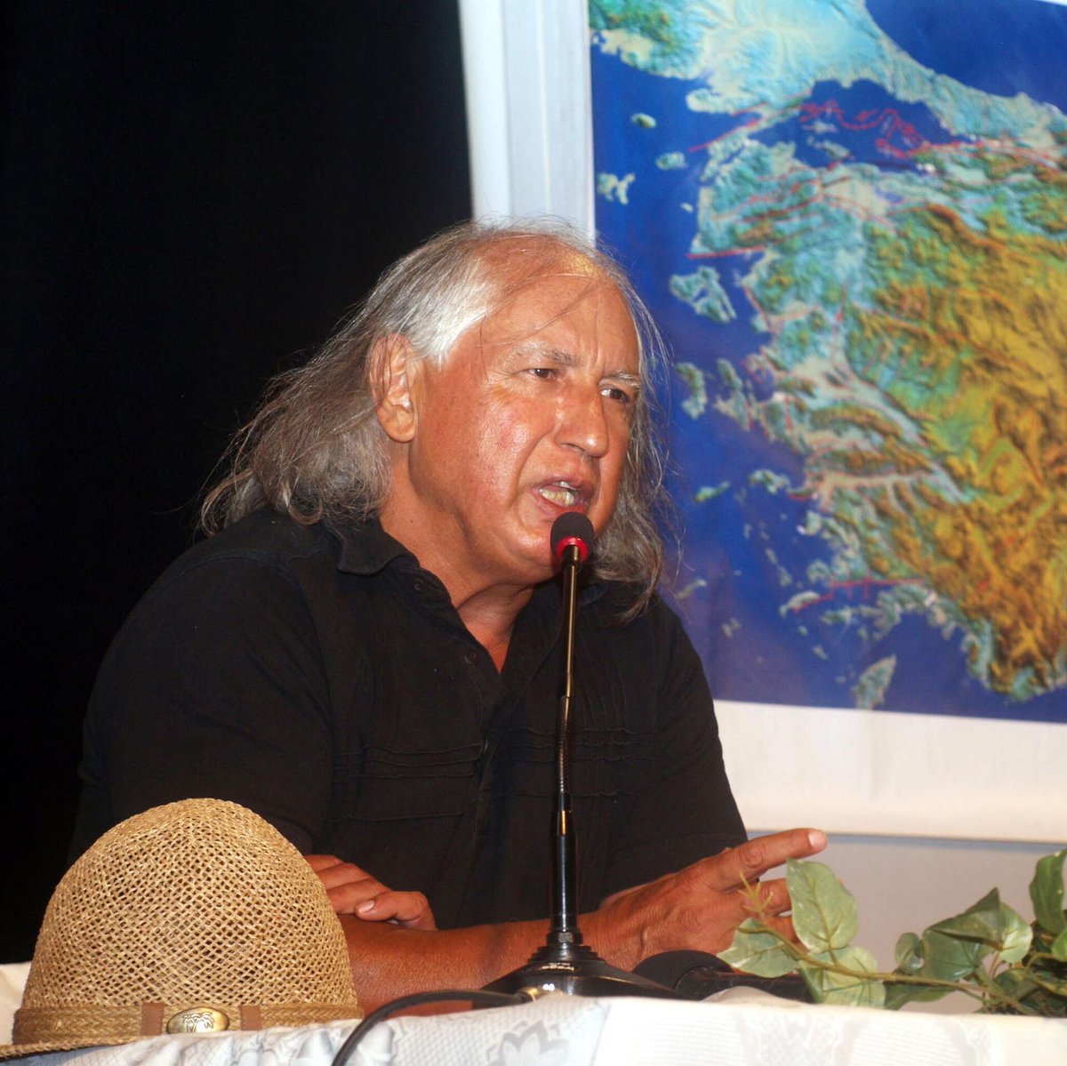 Prof. Dr. Şener Üşümezsoy: