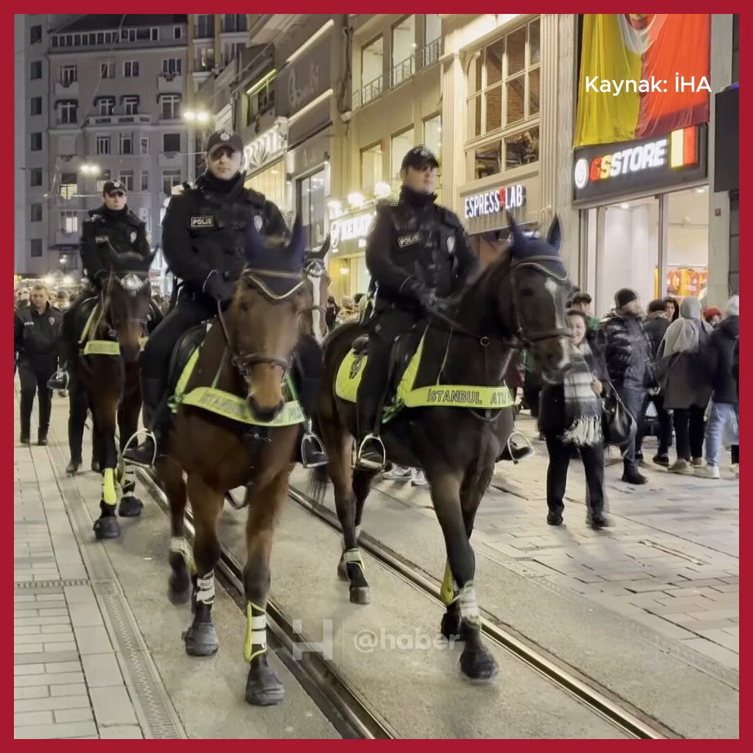 İstanbul'da Güvenlik ve Huzur için İstiklal Caddesi'nde Atlı Polis Devriyeleri