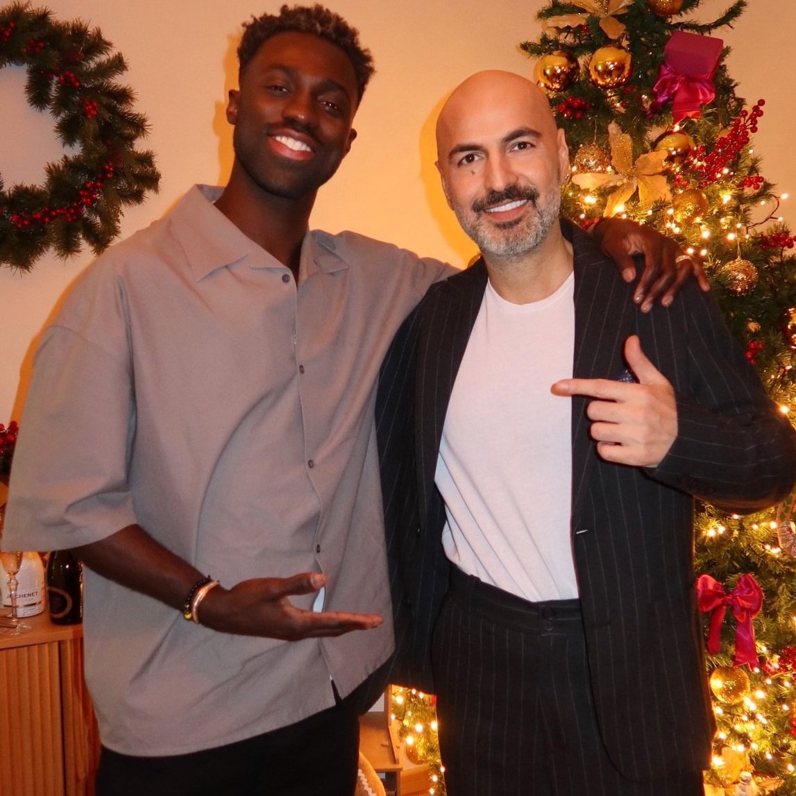 Davinson Sanchez ve Soner Sarıkabadayı Yeni Yılı Aileleriyle Karşıladı