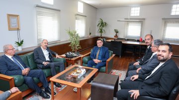 Kayseri Ticaret Odası Yönetim Kurulu, KCETAŞ Genel Müdürü Ahmet Emin Kilci'yi Ziyaret Etti