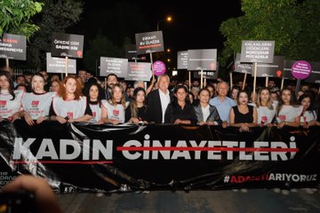 Adana'da Kadın Cinayetlerine Karşı Basın Açıklaması Yapıldı