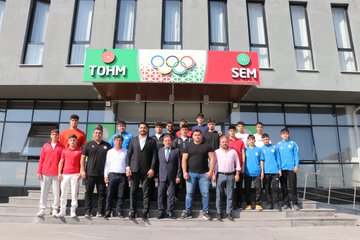 Taha Akgül ve Rıza Kayaalp, Kayseri Gençlik ve Spor İl Müdürlüğü'nü Ziyaret Etti